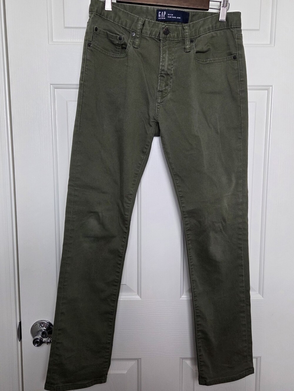 GAP Men's 29x30 Olive Green (Olive Night) Slim Travel Jean